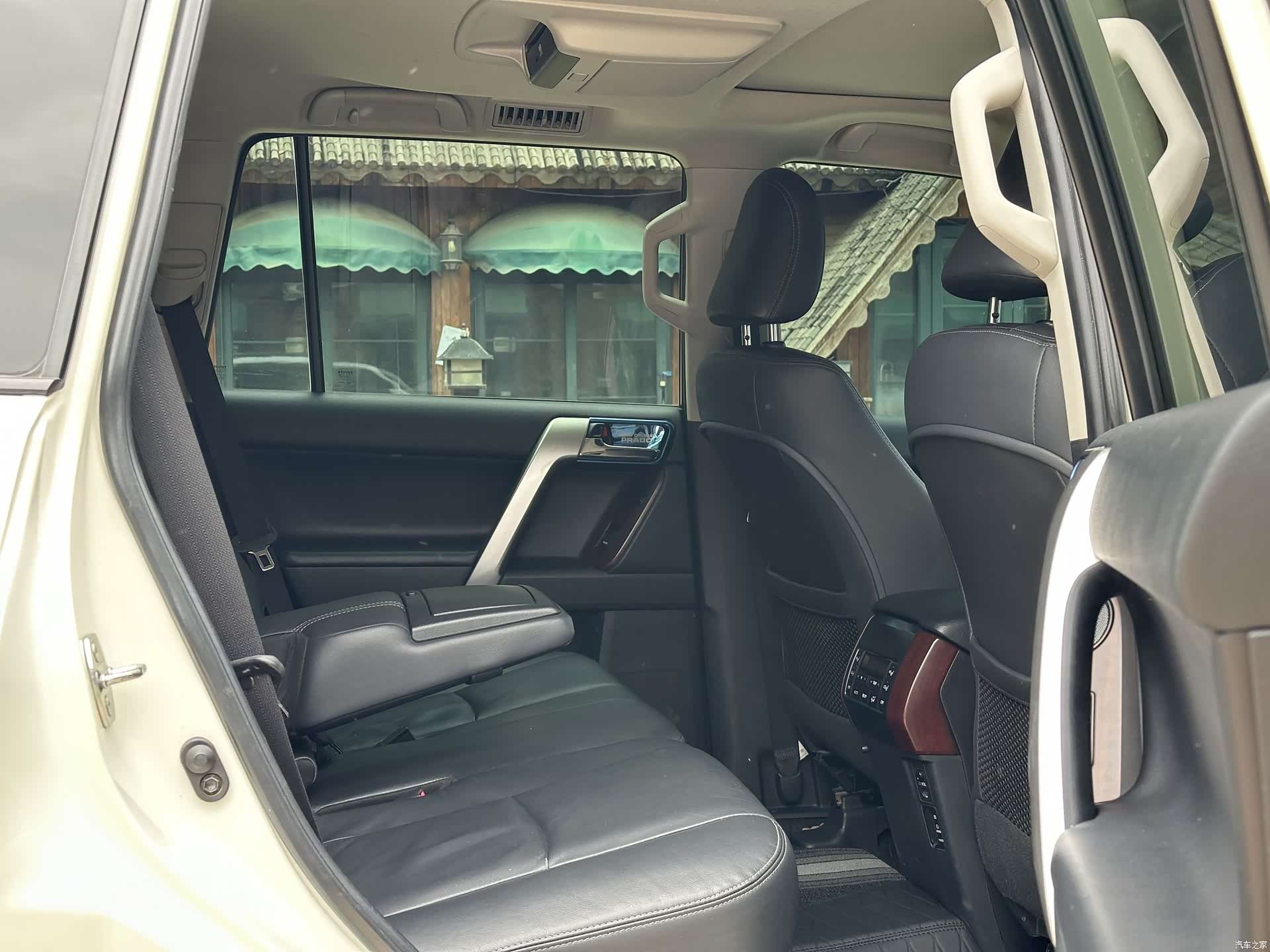 Toyota Prado, 2015 29
