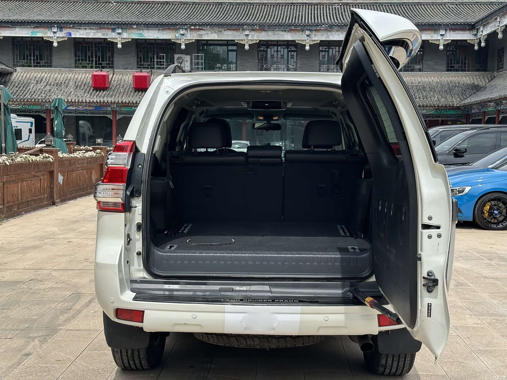 Toyota Prado, 2015 30