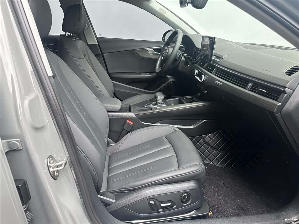 Audi A4, 2021 9