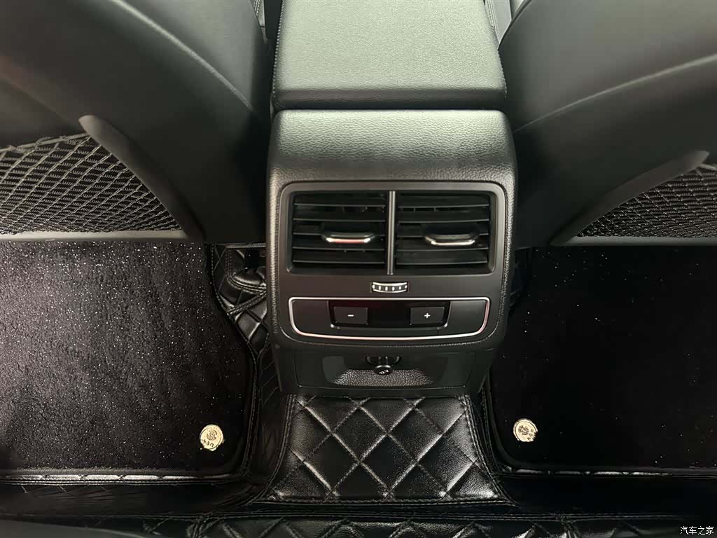 Audi A4, 2021 6