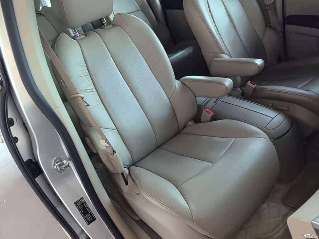 Buick GL8, 2016 25