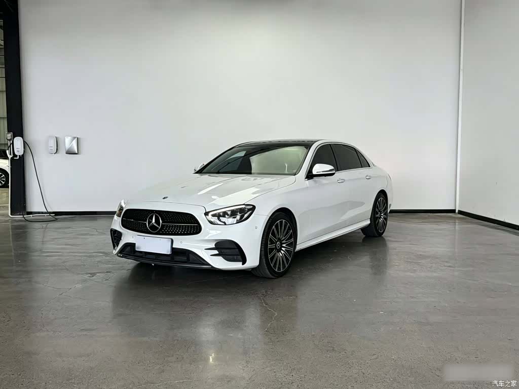 Mercedes-Benz E-Class, 2022 1