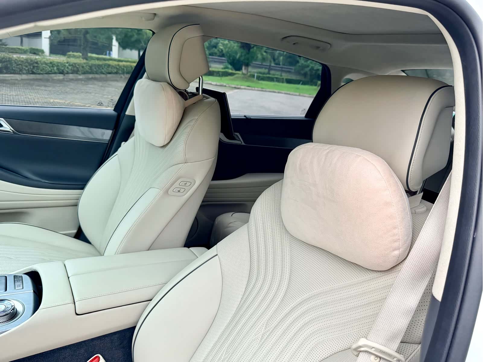 Genesis G80, 2023 9