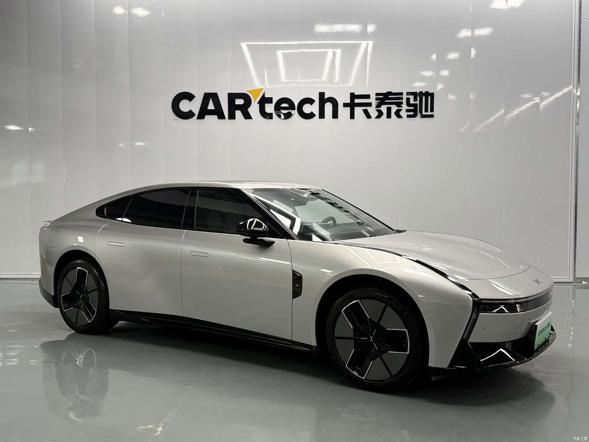 Xpeng P7, 2025 3