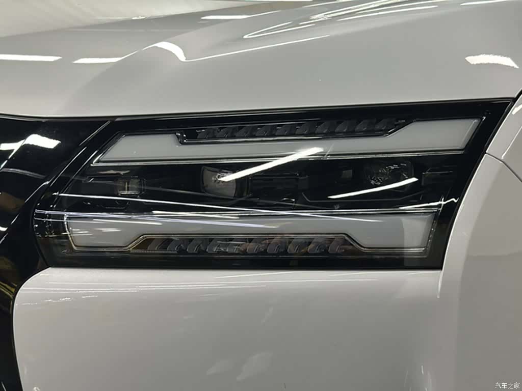 Wuling 730, 2025 10