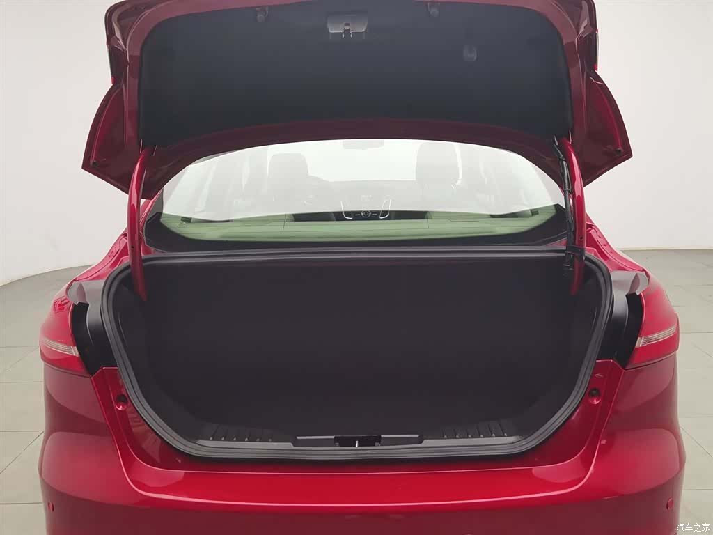 Ford Focus, 2018 16