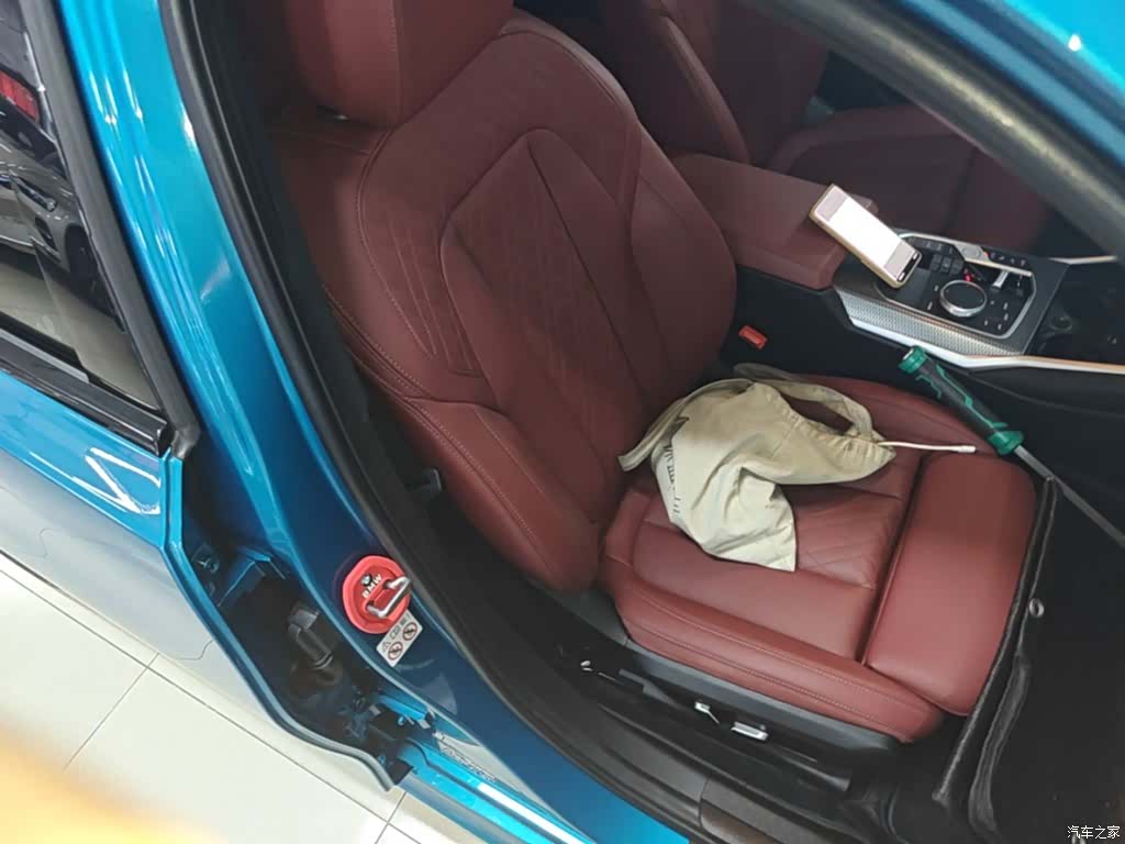 BMW 3 Series, 2024 25