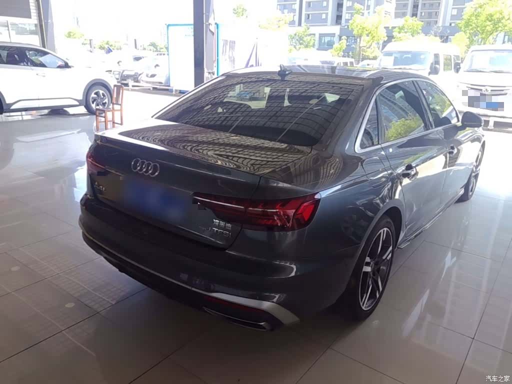 Audi A4L, 2021 7