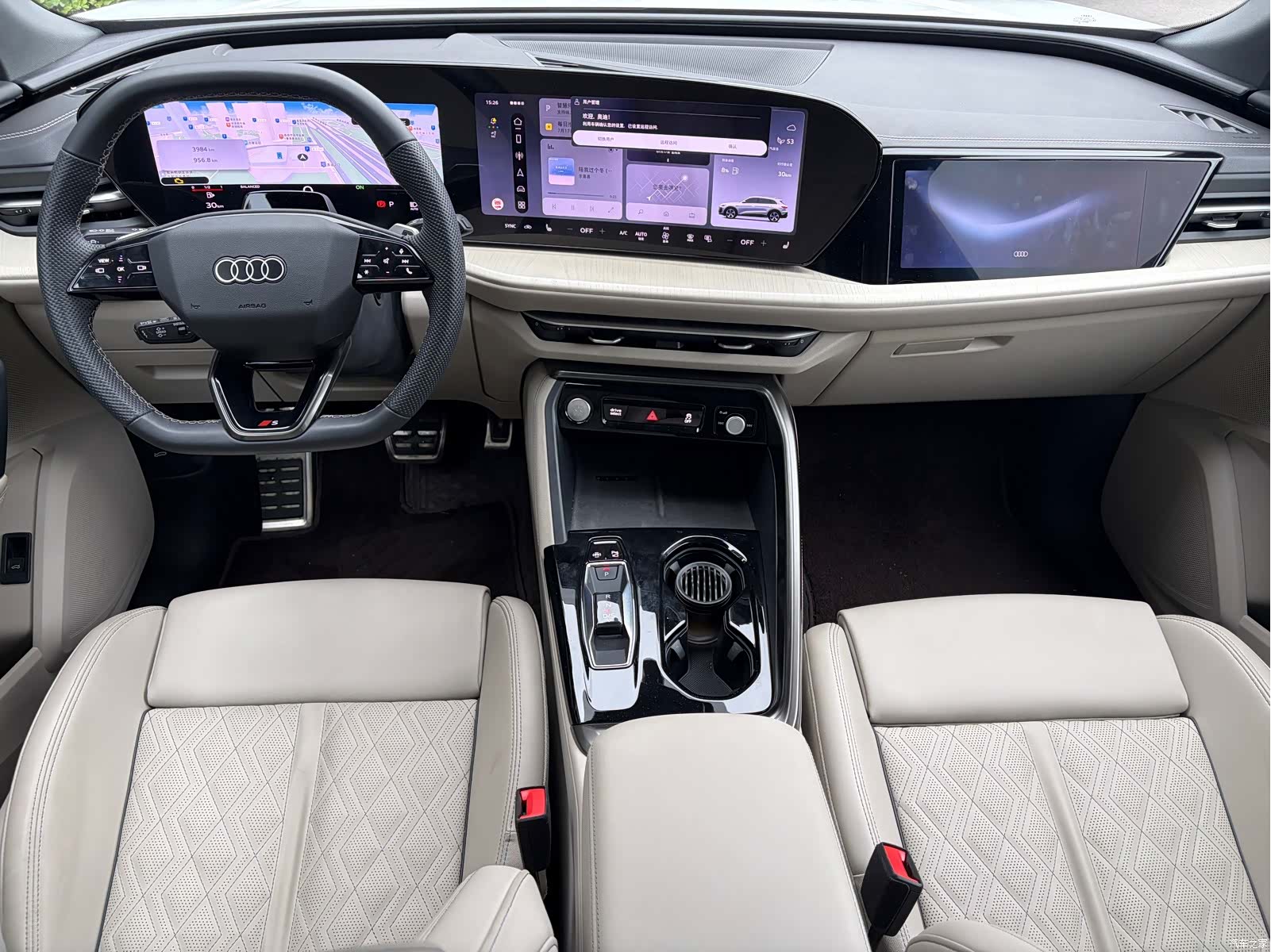 Audi Q5L, 2025 9