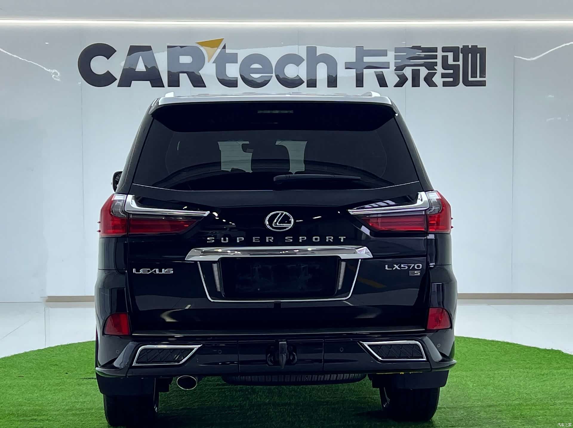 Lexus LX, 2019 11