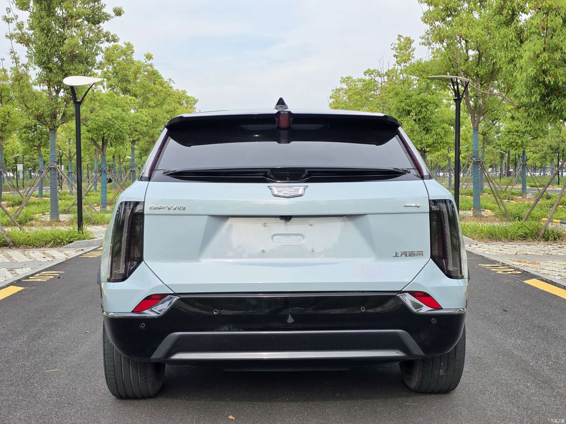 Cadillac IQ, 2024 все фото