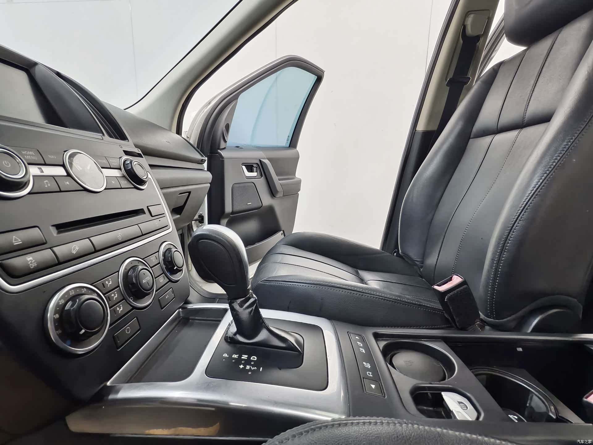 Land Rover Si4, 2014 12