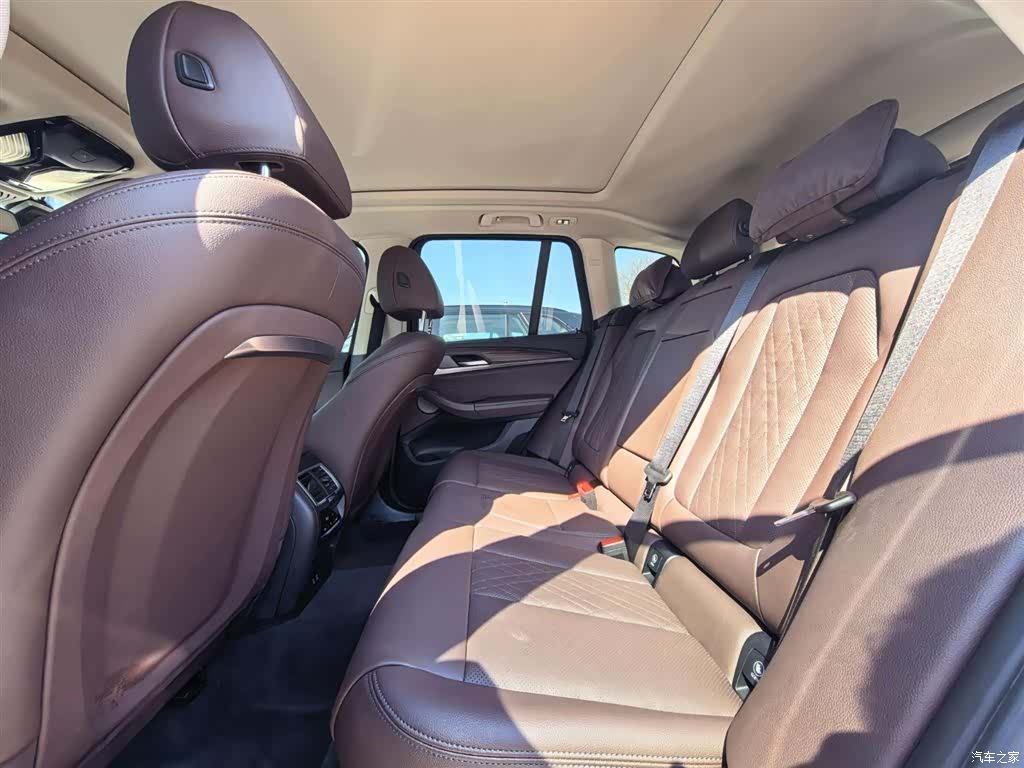 BMW X3, 2022 3