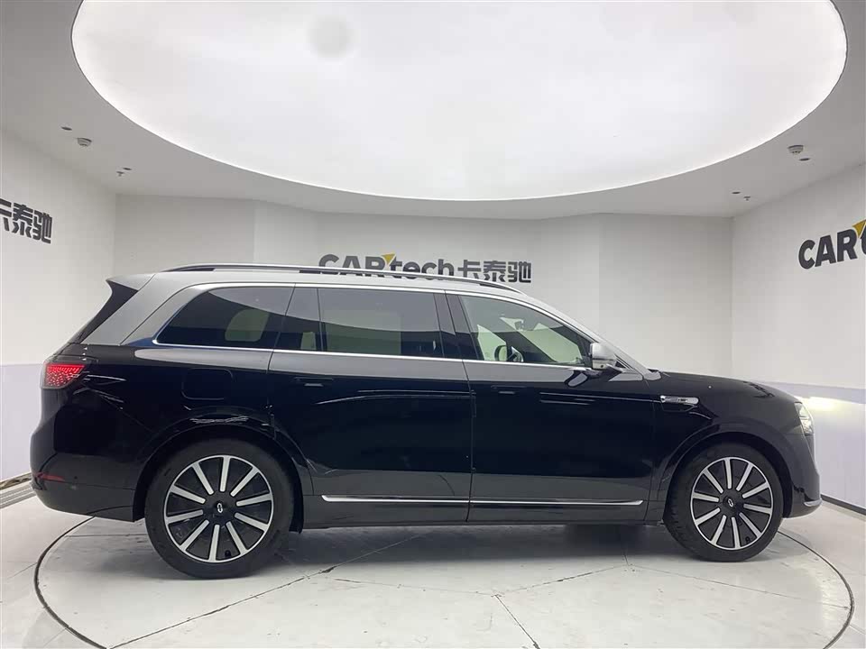 AITO Ask the world M9