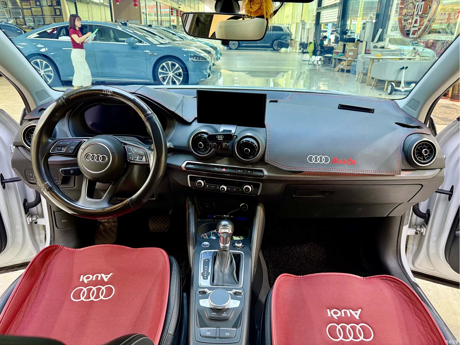 Audi e-tron, 2020 8