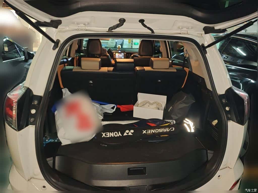 Toyota RAV4, 2016 16