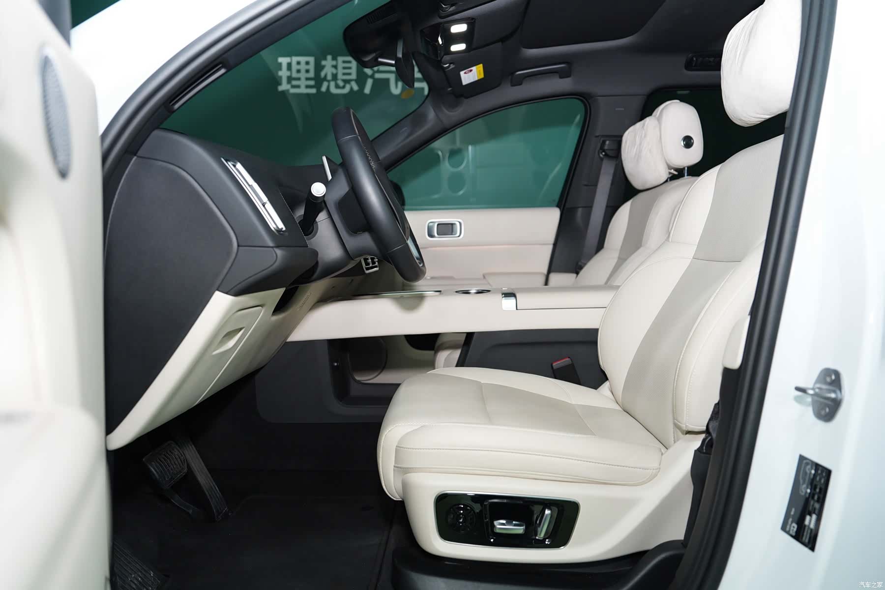 Li Auto L8, 2025 10