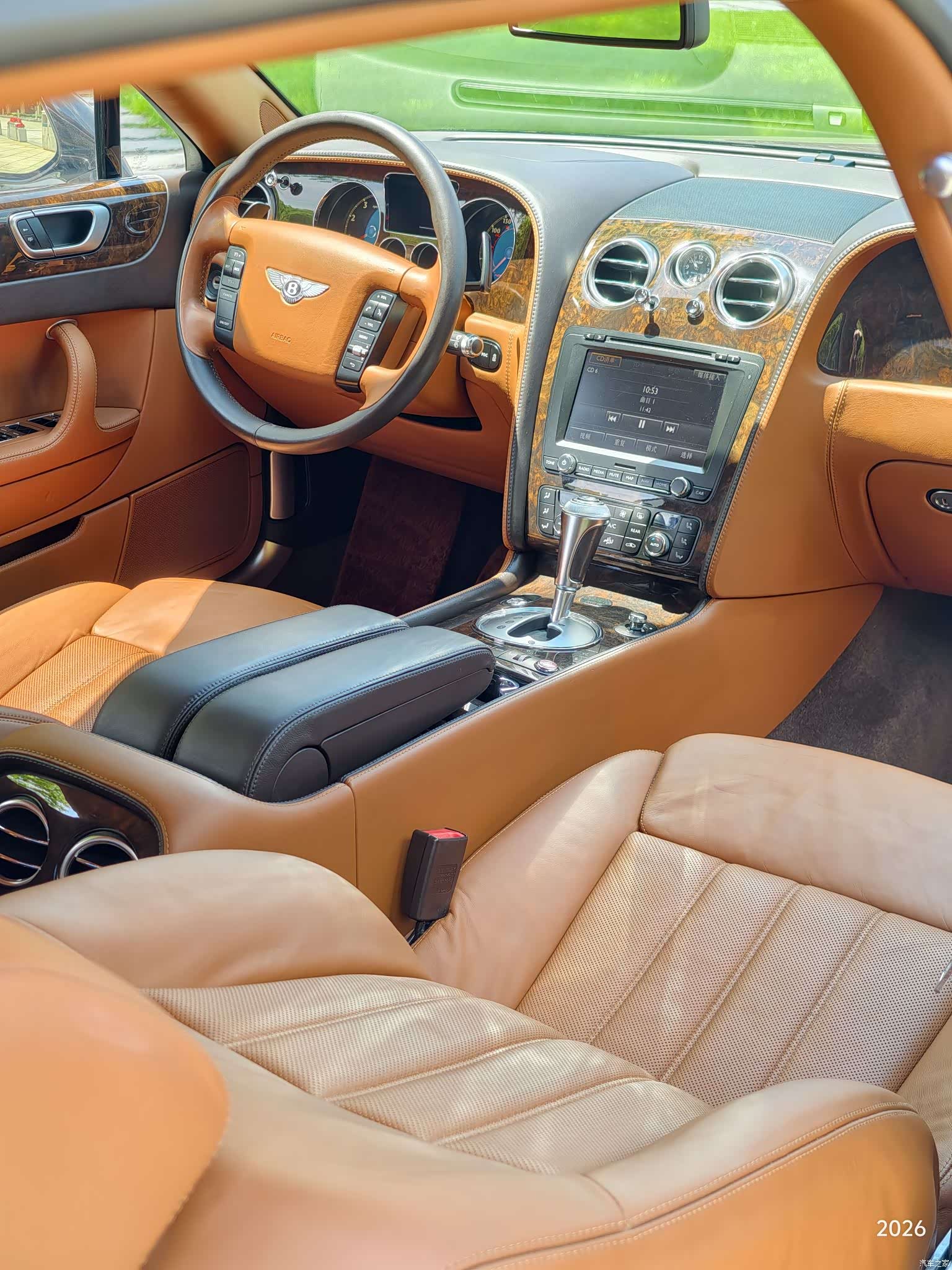 Bentley Flying Spur, 2011 8