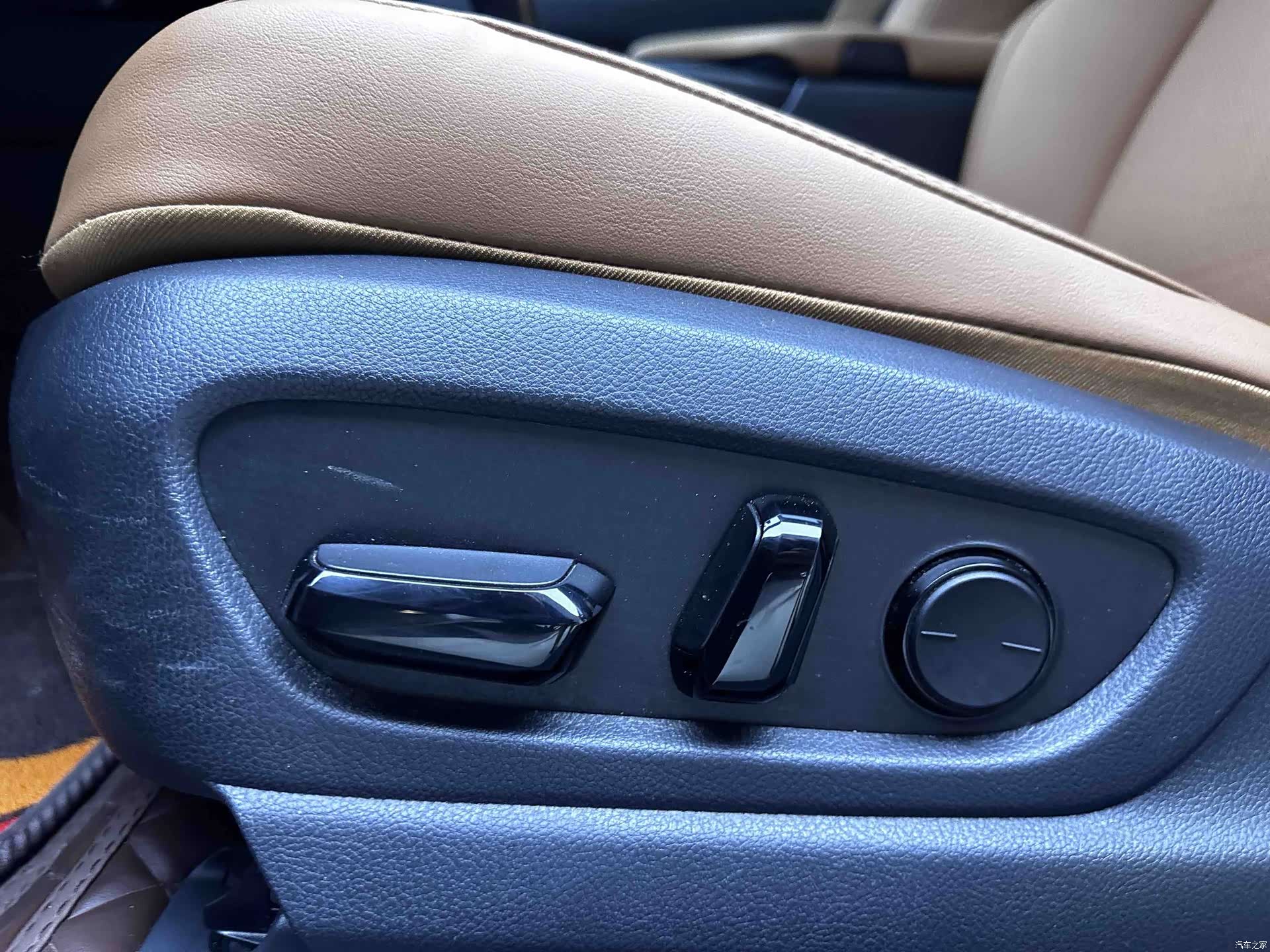 Lexus UX, 2021 19