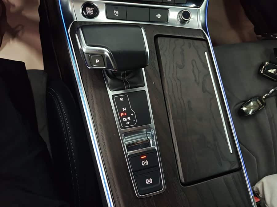 Audi A6L 2022, фото 14