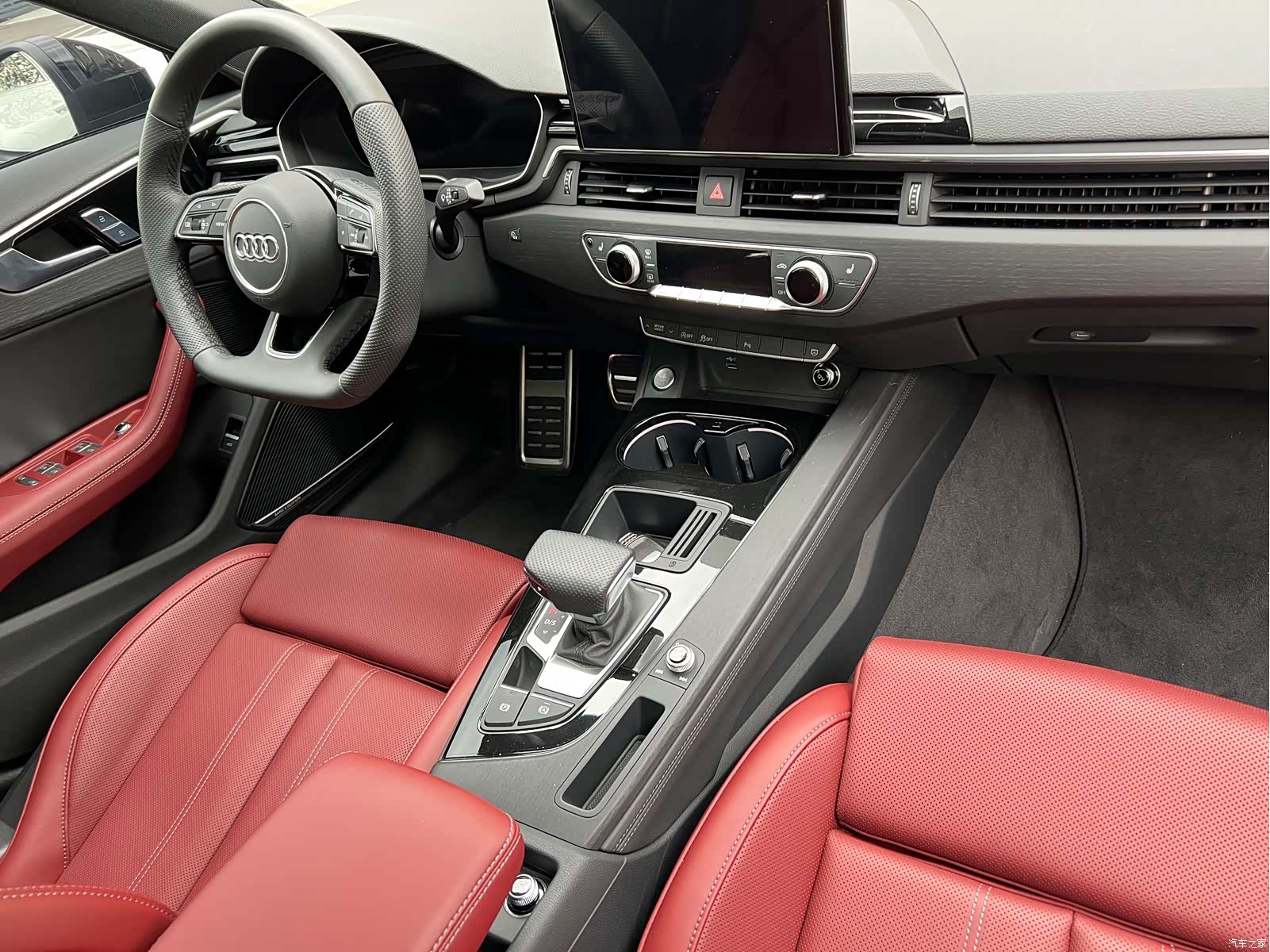Audi A4L, 2025 7