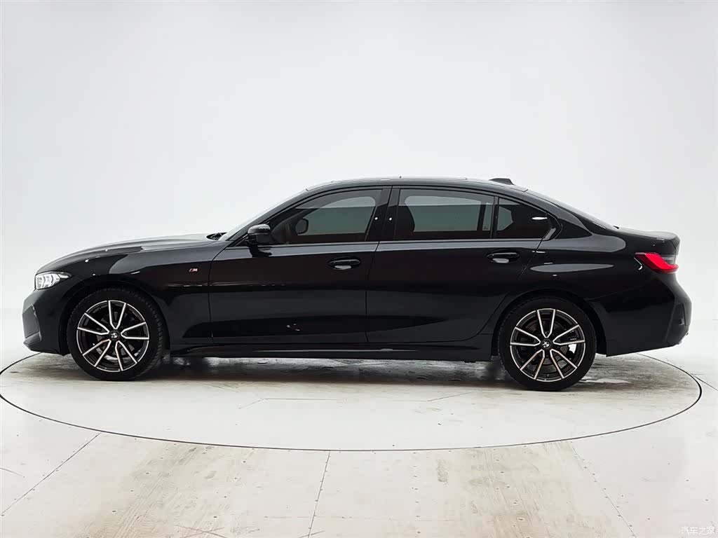 BMW 3 Series, 2023 7