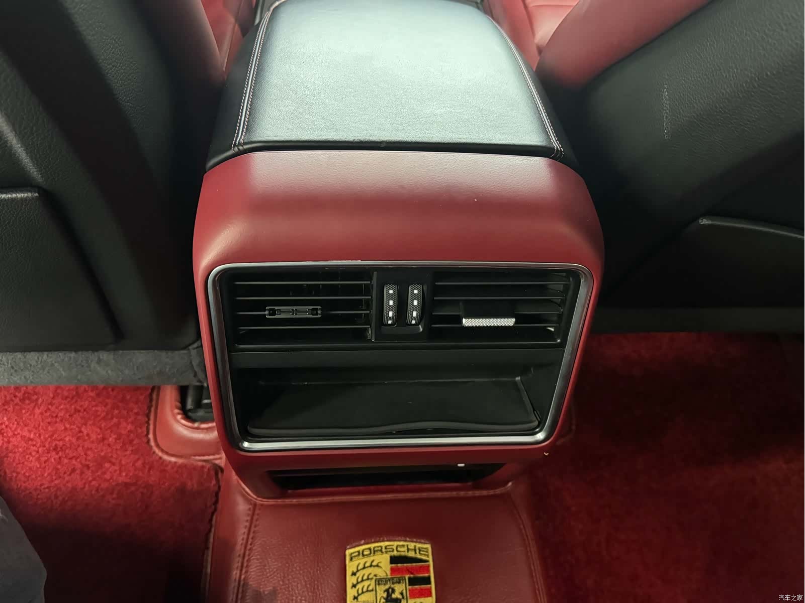 Porsche Cayenne, 2019 11