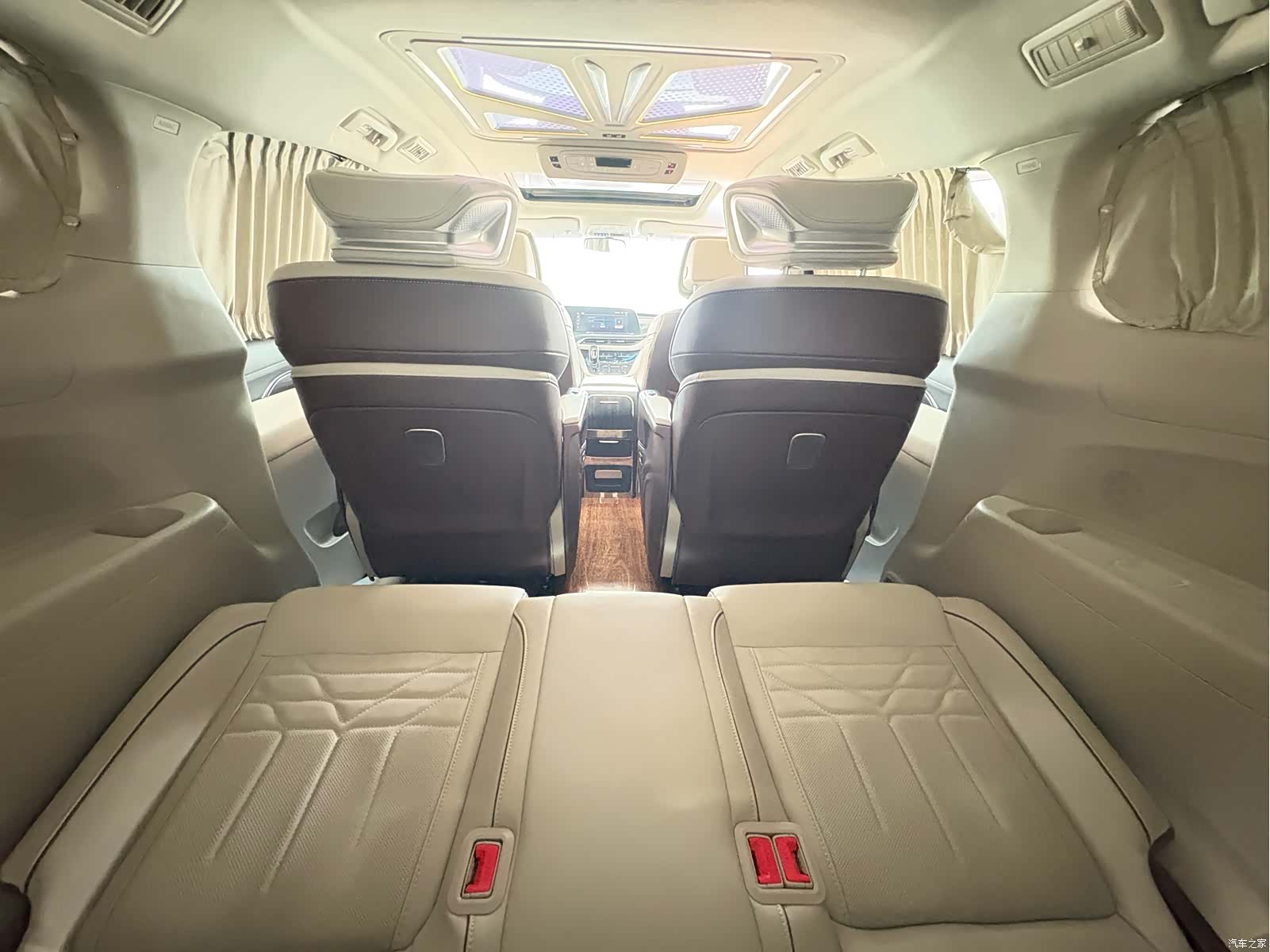 Buick GL8, 2022 22