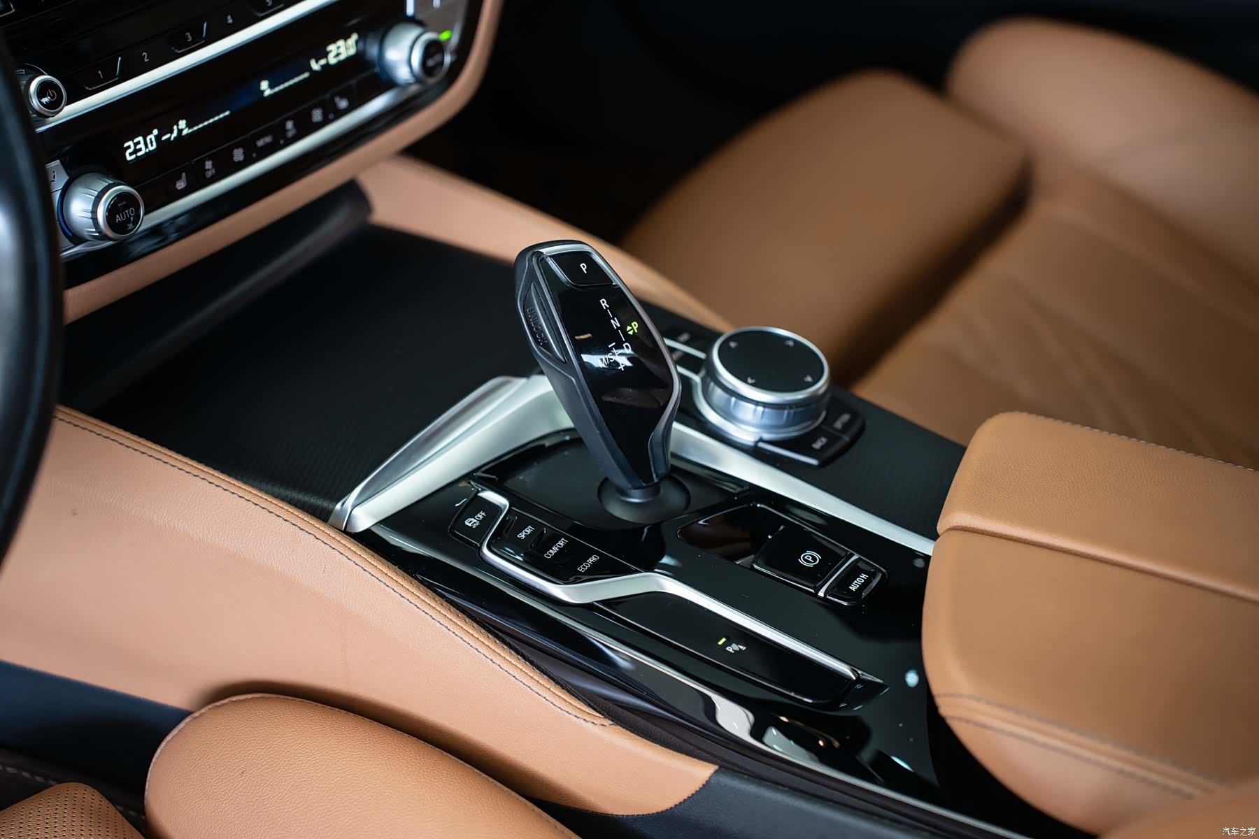 BMW 5 Series, 2021 14