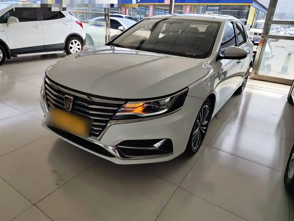 Roewe i6