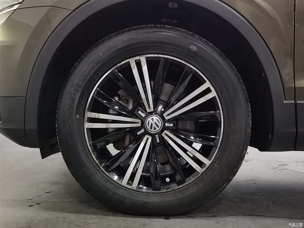 Volkswagen Tiguan L, 2019 17