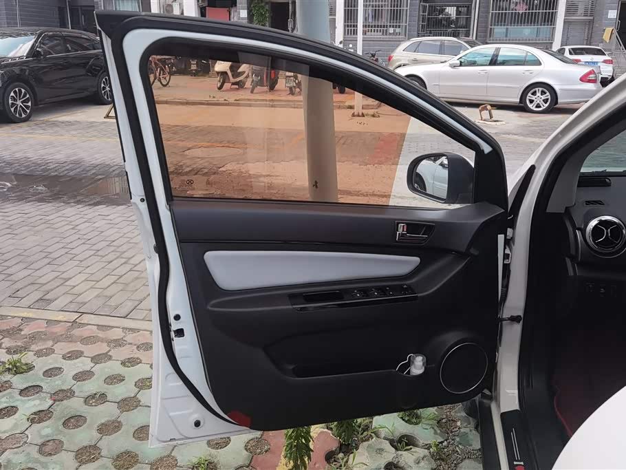 BAIC EC5 BAIC EC5