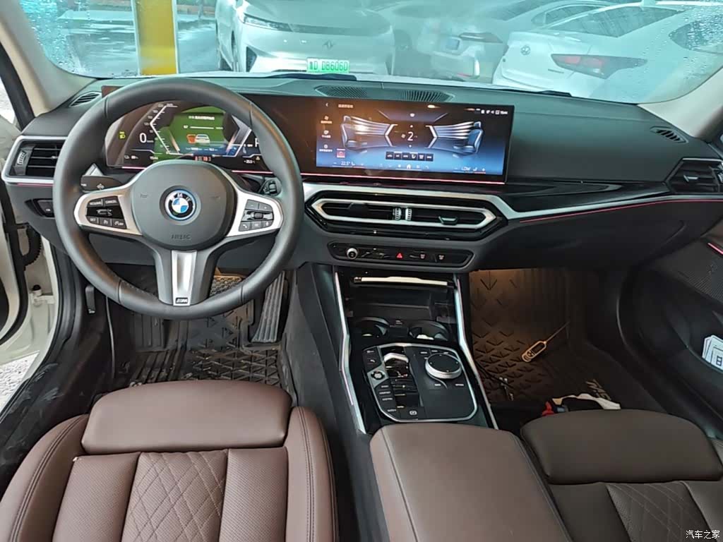 BMW i3, 2024 10