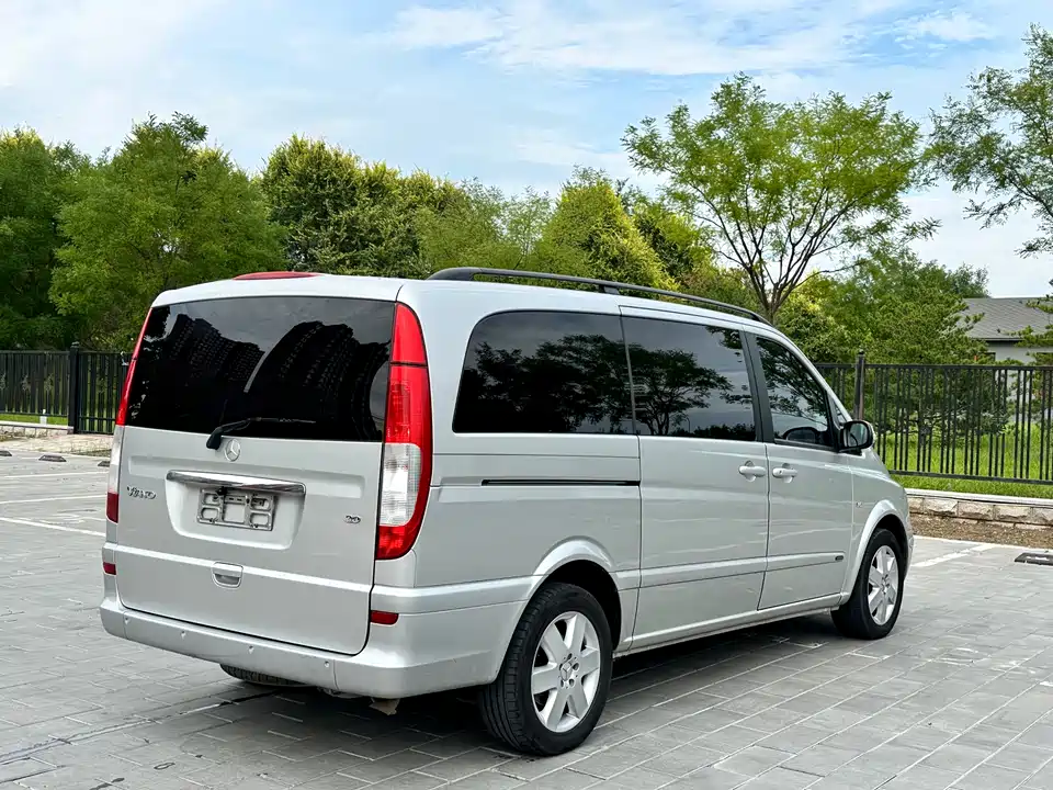 Mercedes-Benz Viano