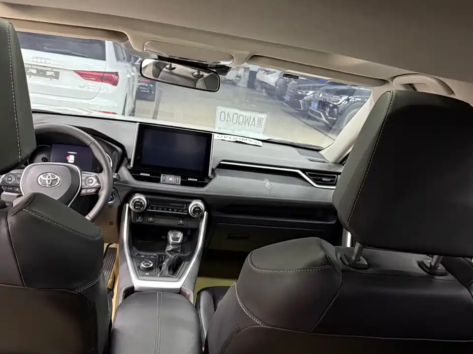 Toyota RAV4 Rongfang