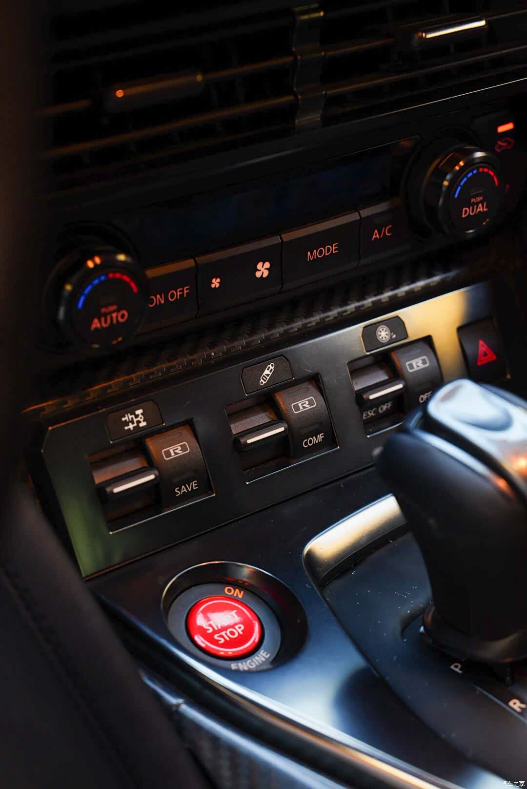 Nissan GT-R, 2018 12