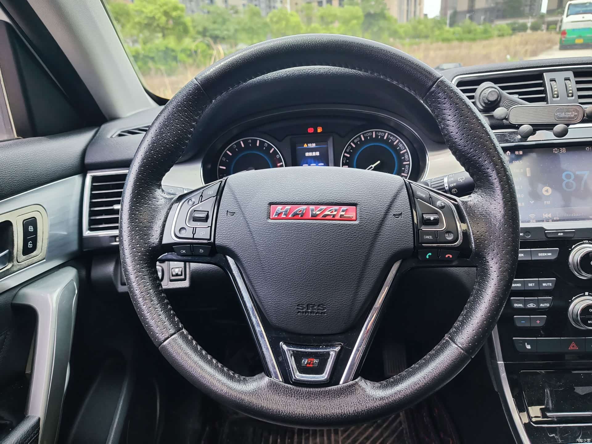 Haval H2, 2015 11