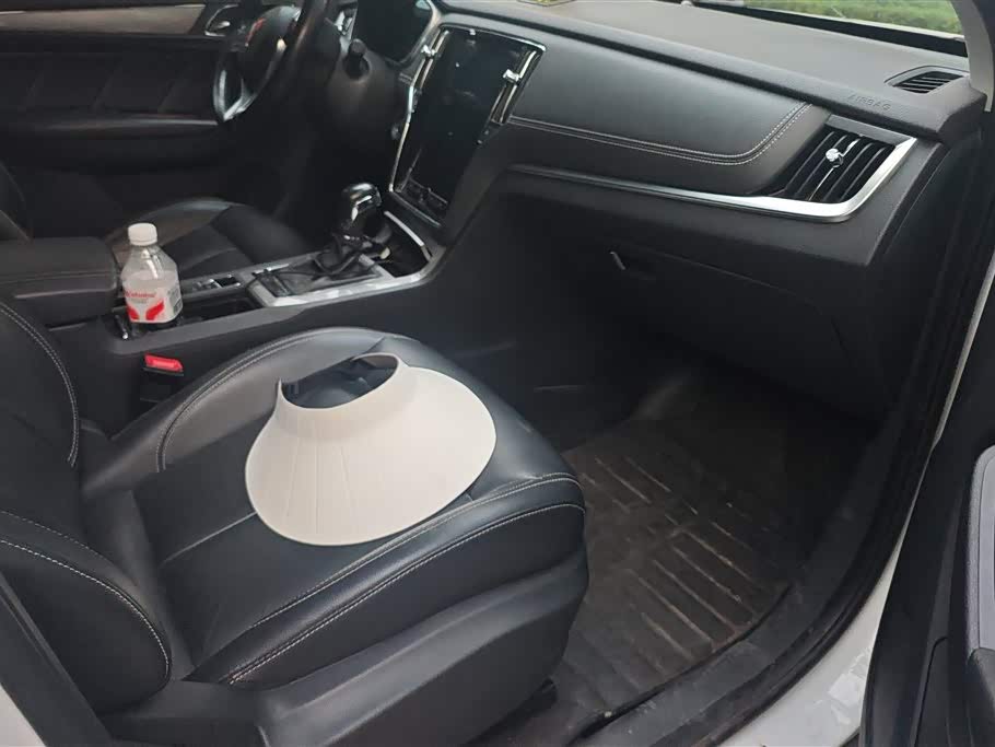Roewe RX5