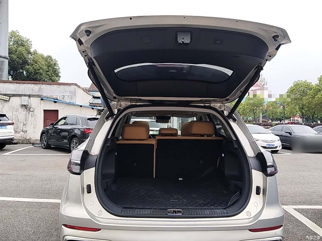 Hongqi HS5, 2023 19