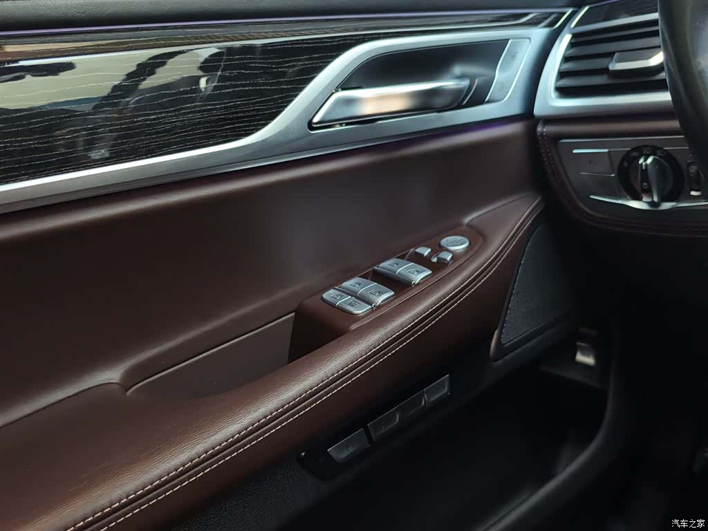 BMW 7 Series, 2016 16