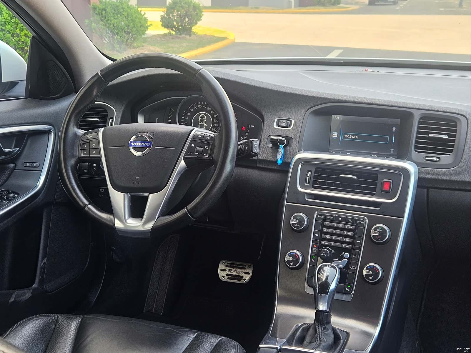 Volvo V60, 2013 15