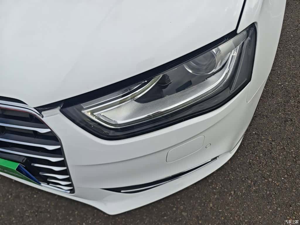 Audi A4L, 2015 24