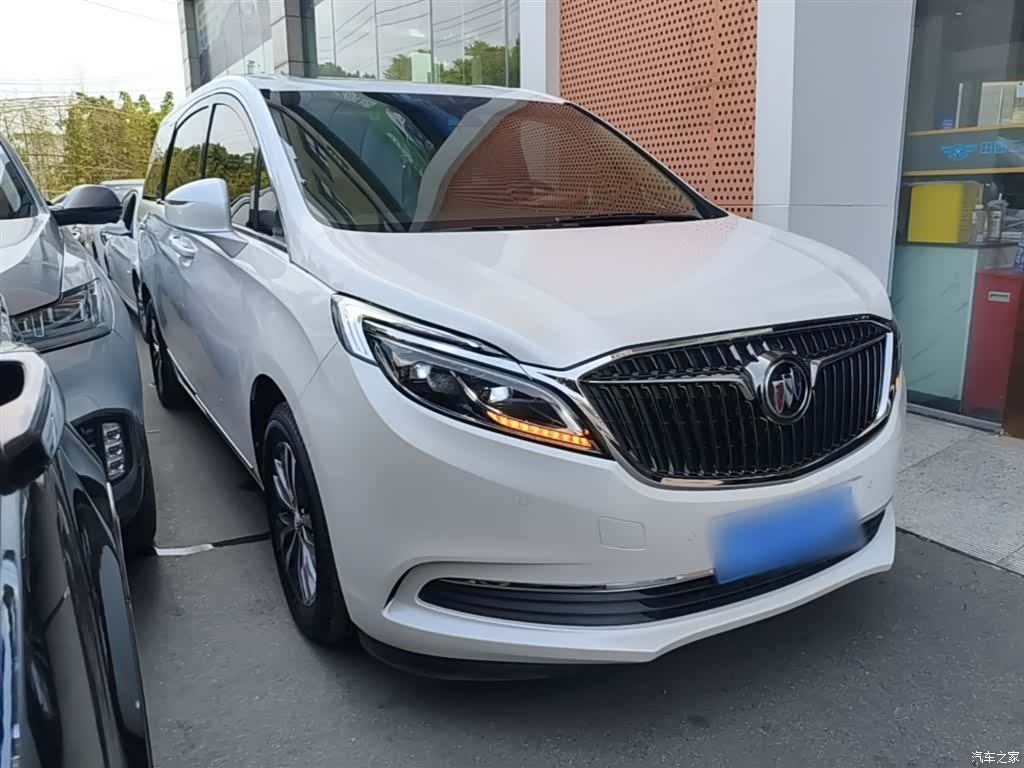 Buick GL8, 2019 4