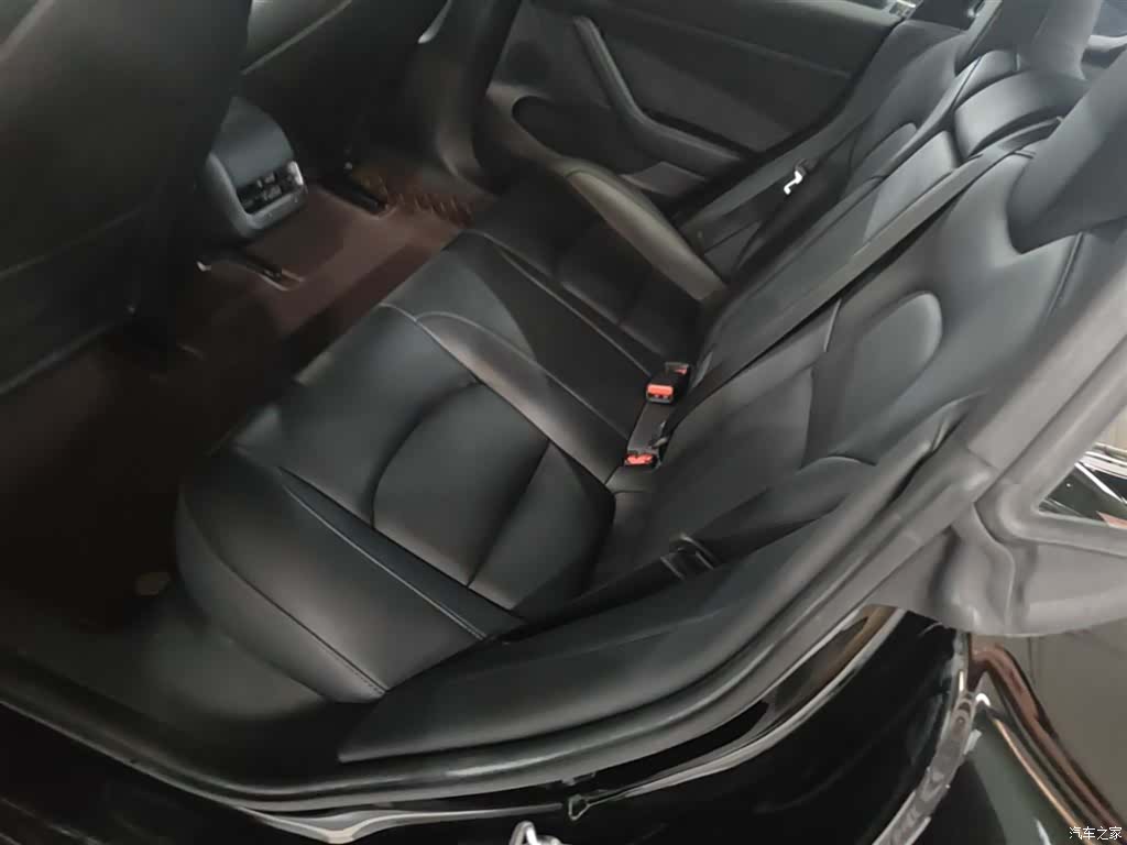 Tesla Model 3, 2023 17