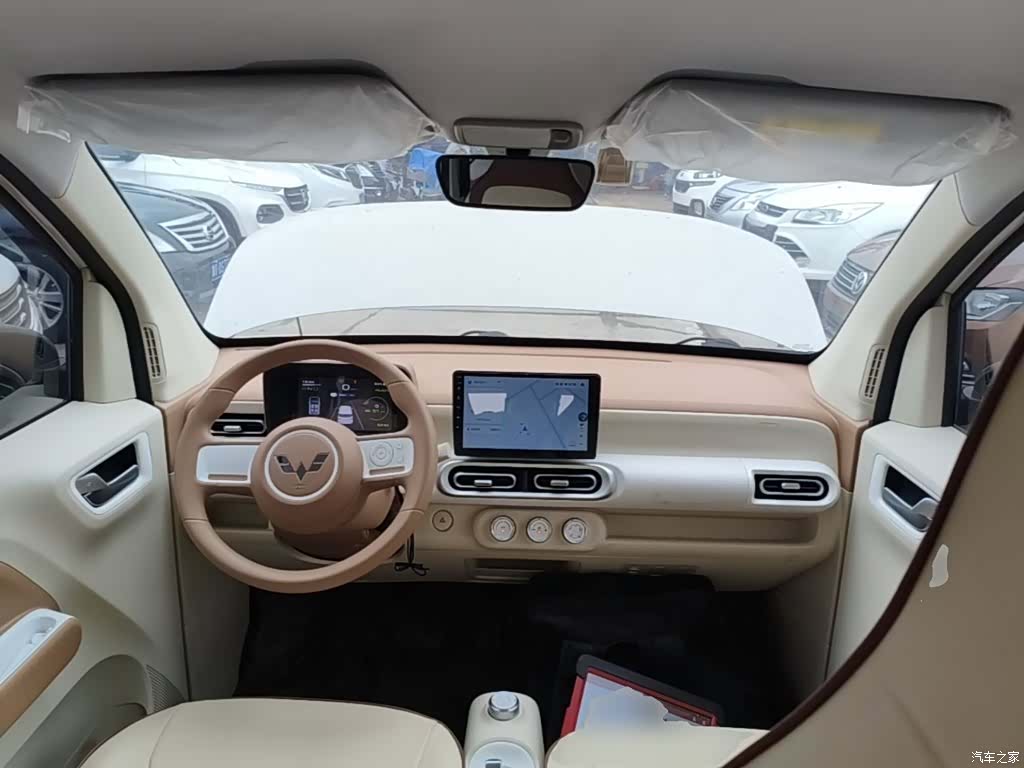 Wuling MINIEV, 2024 10