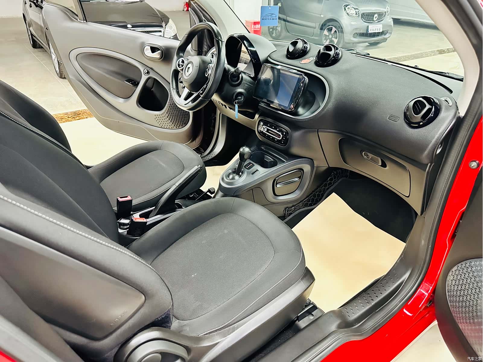 Smart Fortwo, 2019 21