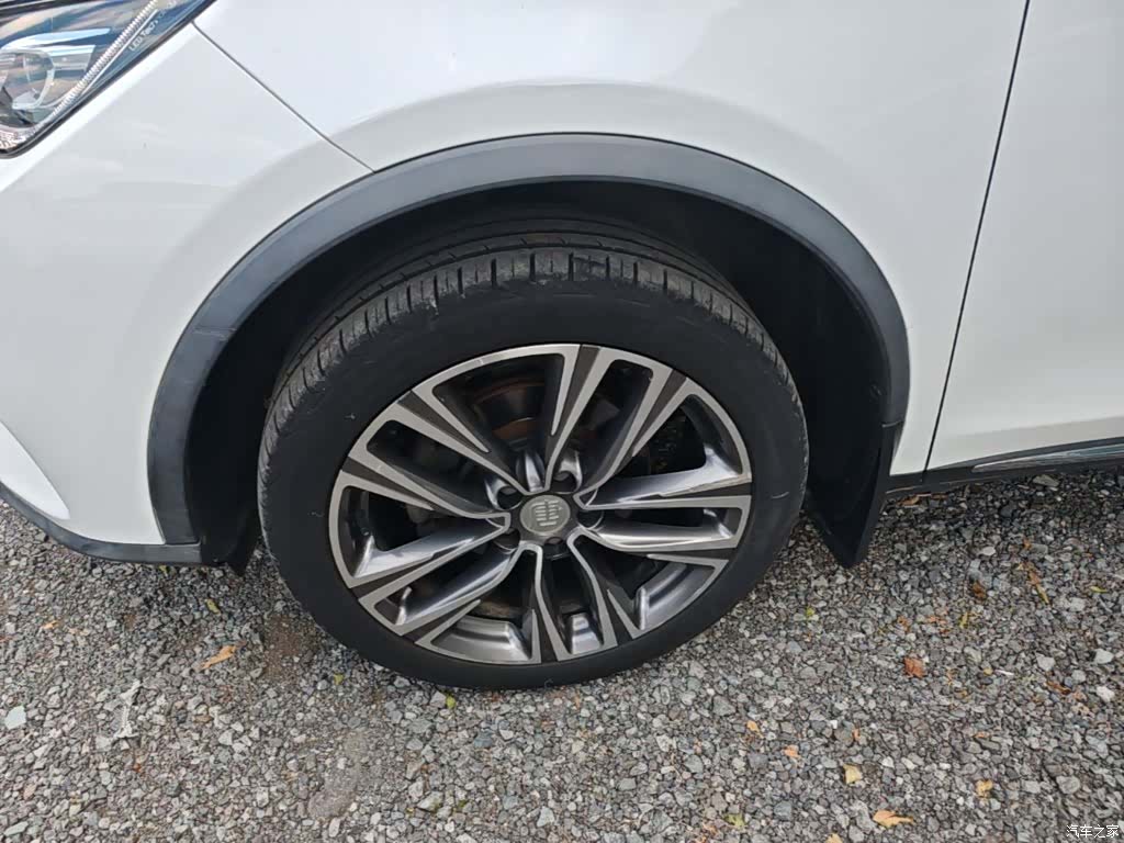 BYD Tang, 2018 23