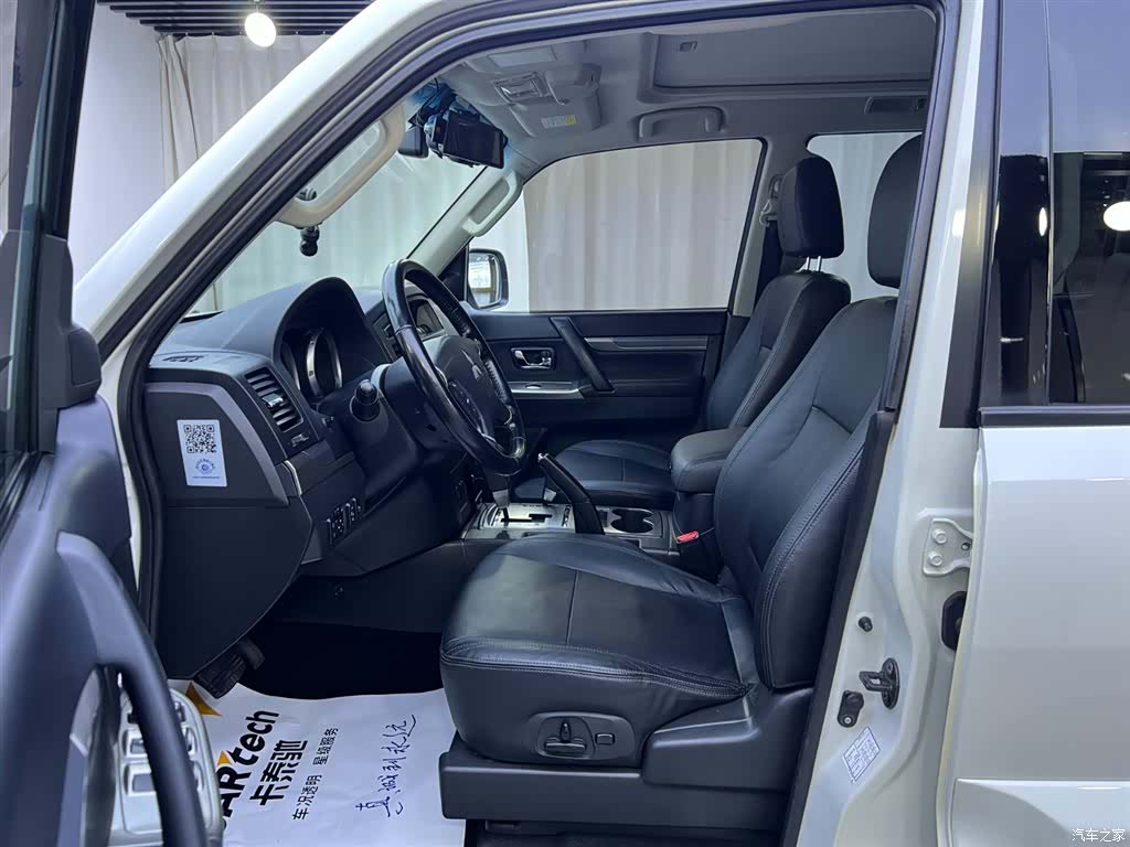 Mitsubishi Pajero, 2015 7