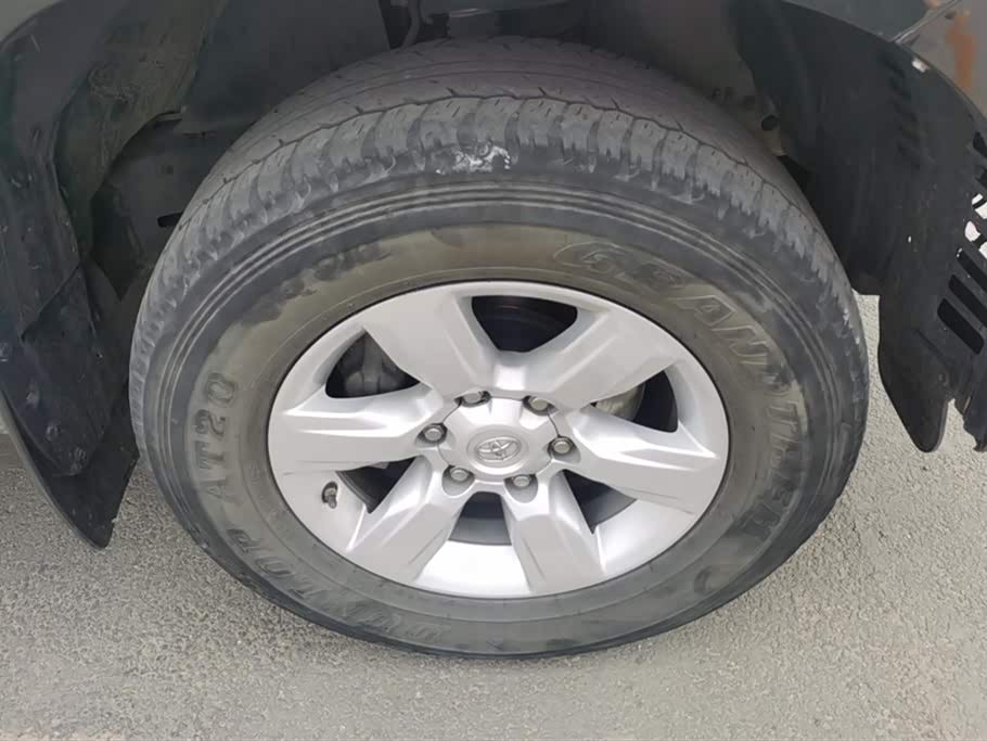 Toyota Prado