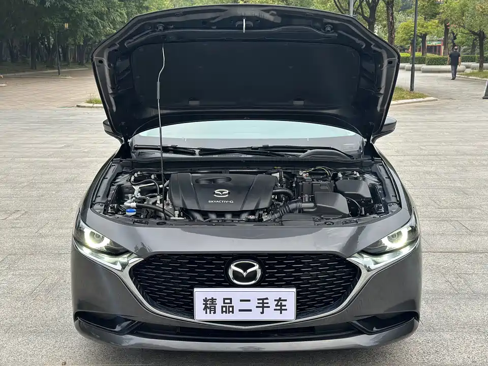 Mazda 3 Angkesaila